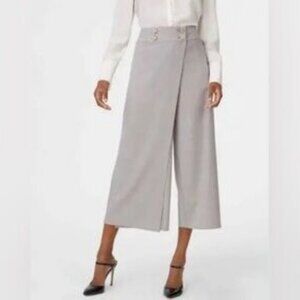 Club Monaco wrap design wide leg cropped trousers light grey women's size 2